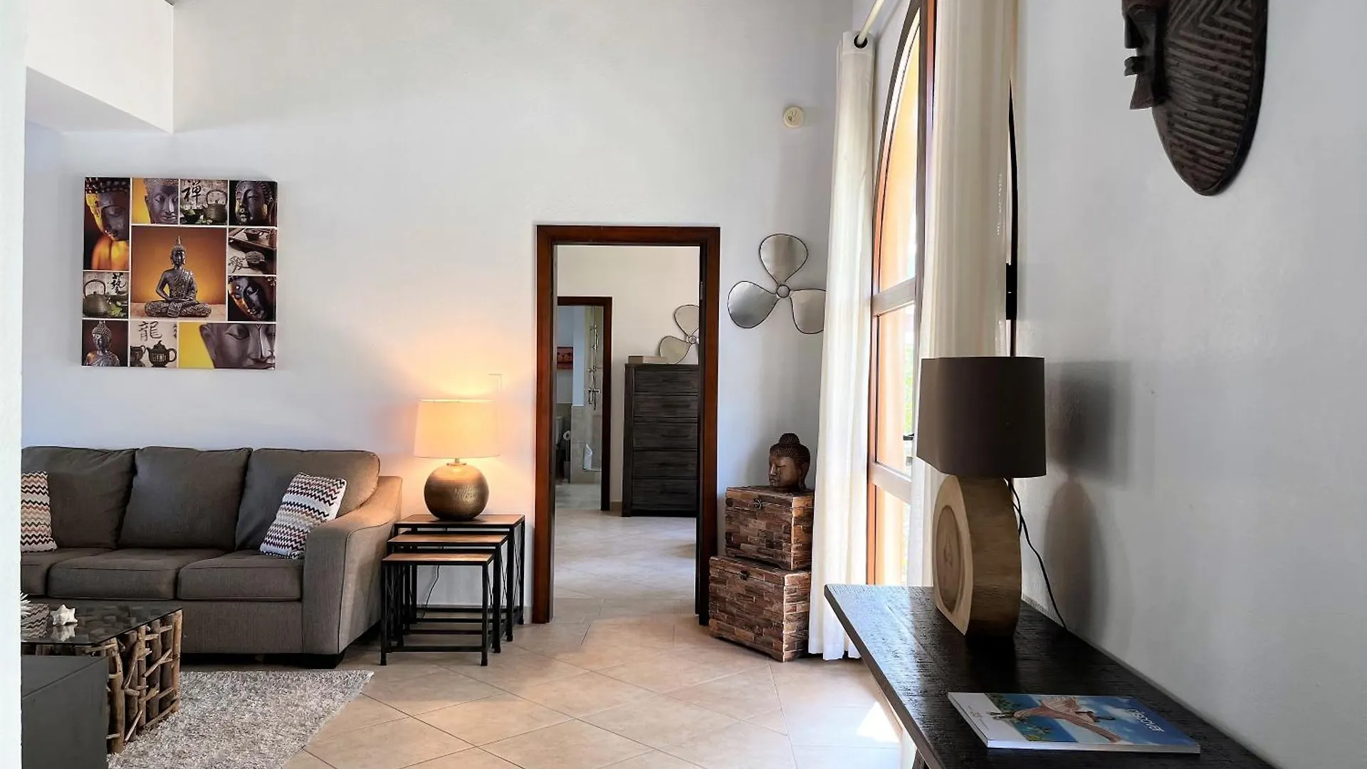 The Hotel Porto Cupecoy Philipsburg  0*, Philipsburg (Sint Maarten) Saint-Martin