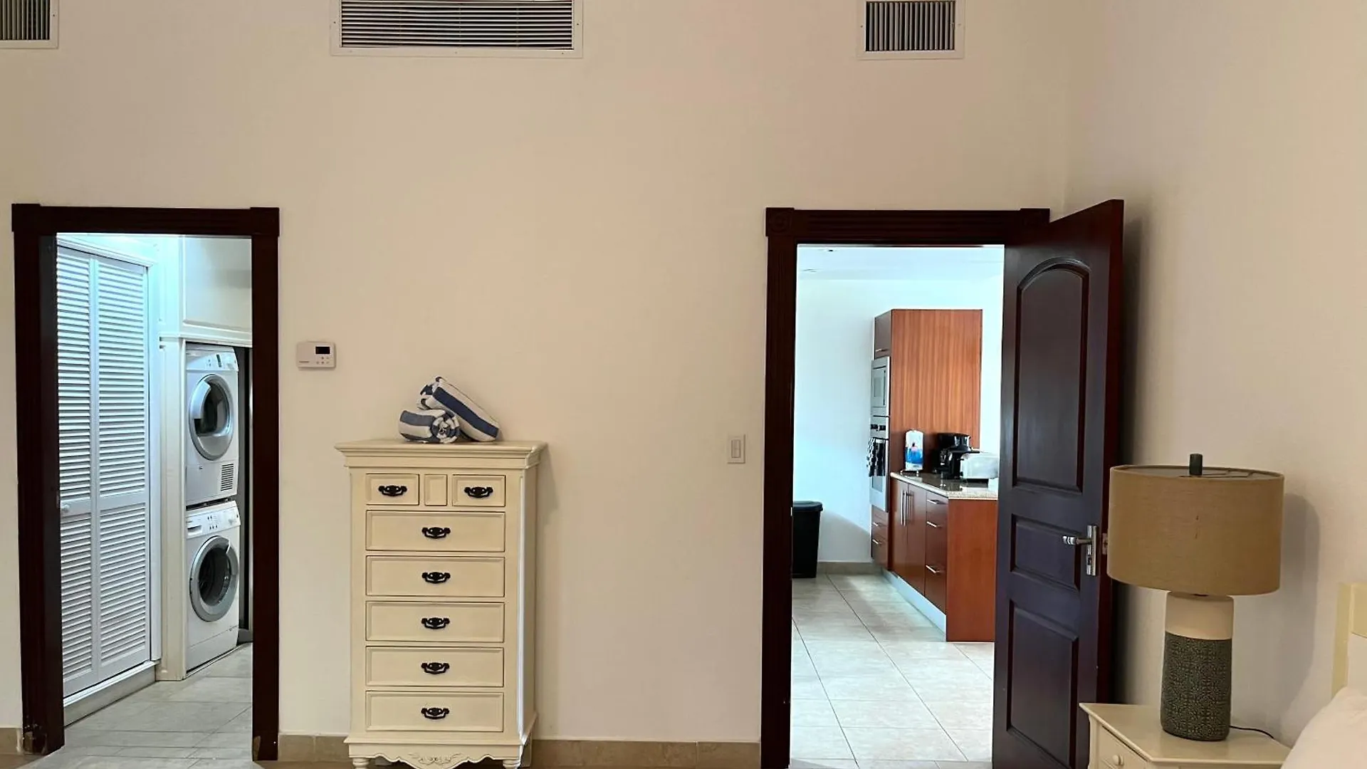 The Hotel Porto Cupecoy Philipsburg  Philipsburg (Sint Maarten)