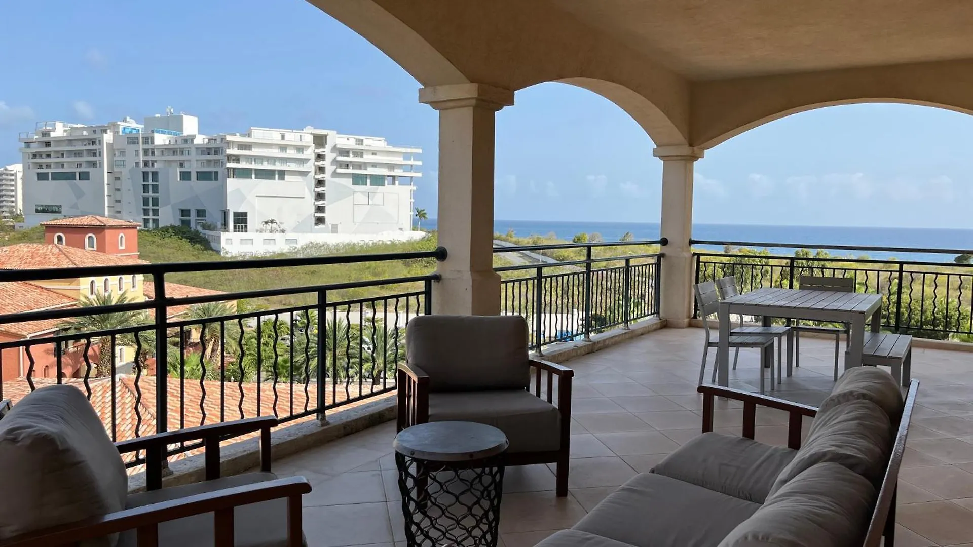 The Hotel Porto Cupecoy Philipsburg  Appartement